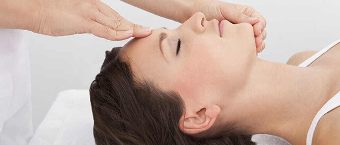 8 Acupressure Points to Reduce Stress